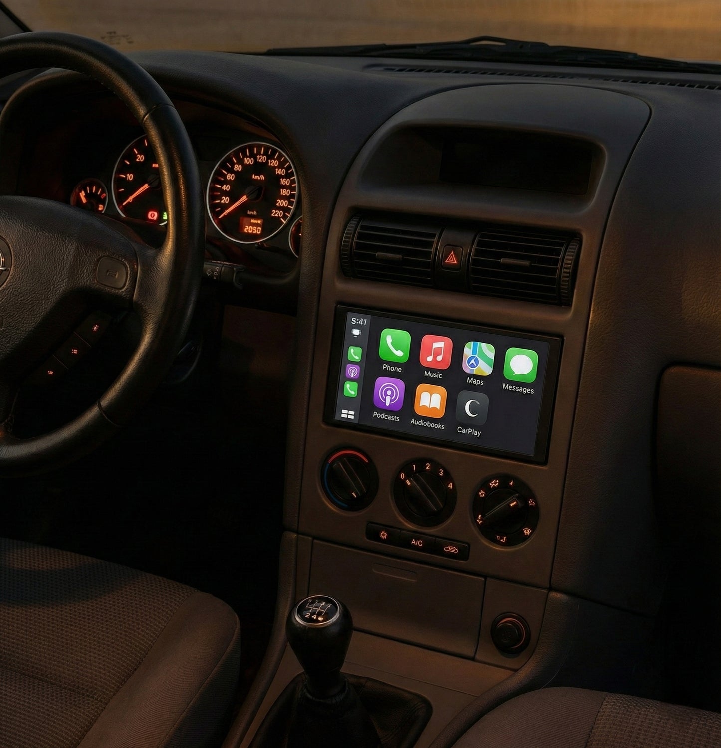 Opel Astra G double-DIN center console